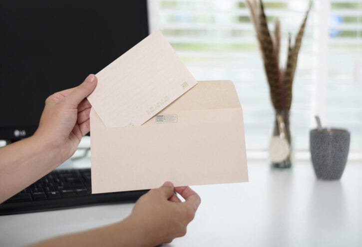راهنمای جامع انتخاب پاکت اداری مناسب برای کسب و کارها