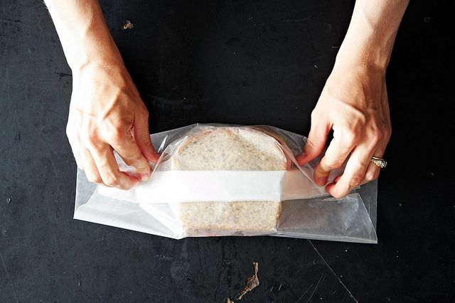 بسته بندی ساندویچ با کاغذ مومی، پاکت ساندویچ