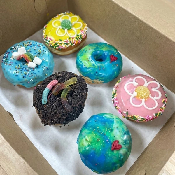 تزیین پیراشکی برای مدرسه