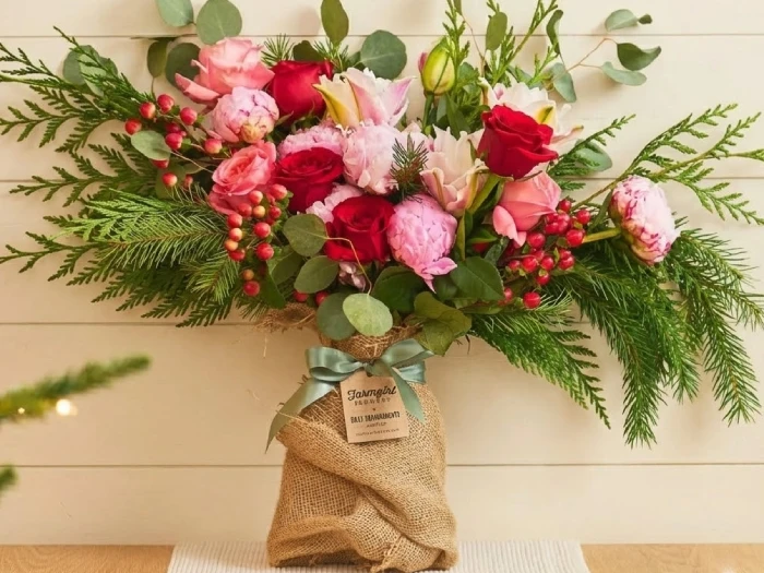 تزیین گل با کنف