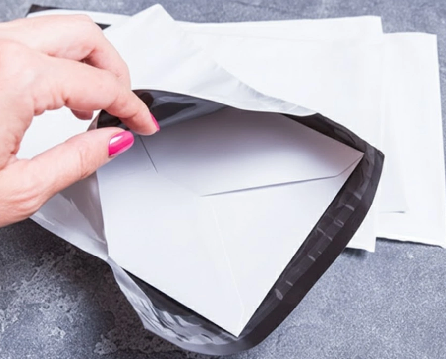 تصویری از پاکت فلایر