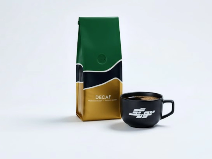 باکس پوچ به همراه لیوان قهوه