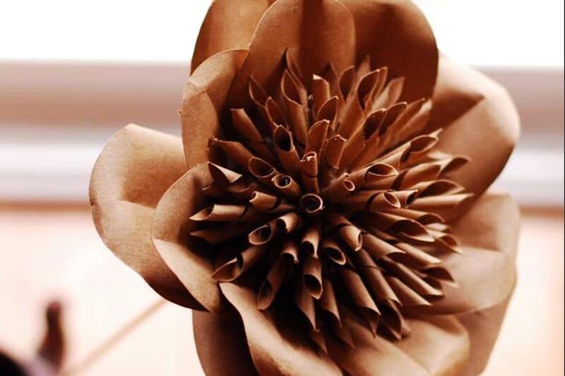 ایده خلاقانه برای تزیین دیوار با کاغذ الگو